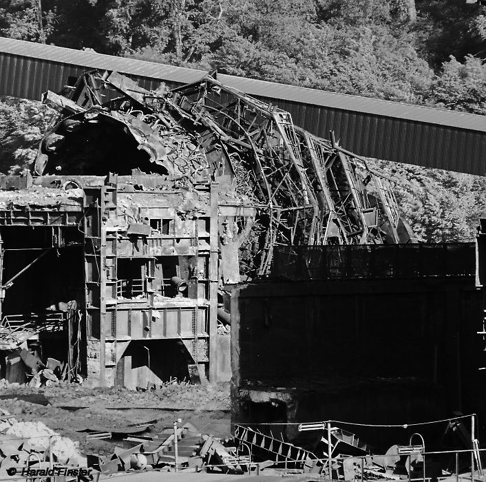 gesprengter Hochofen